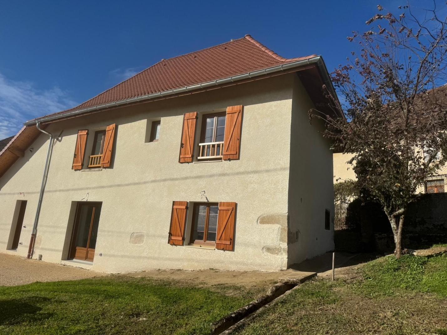 Maison Leonora Saint-Genix-sur-Guiers Extérieur photo
