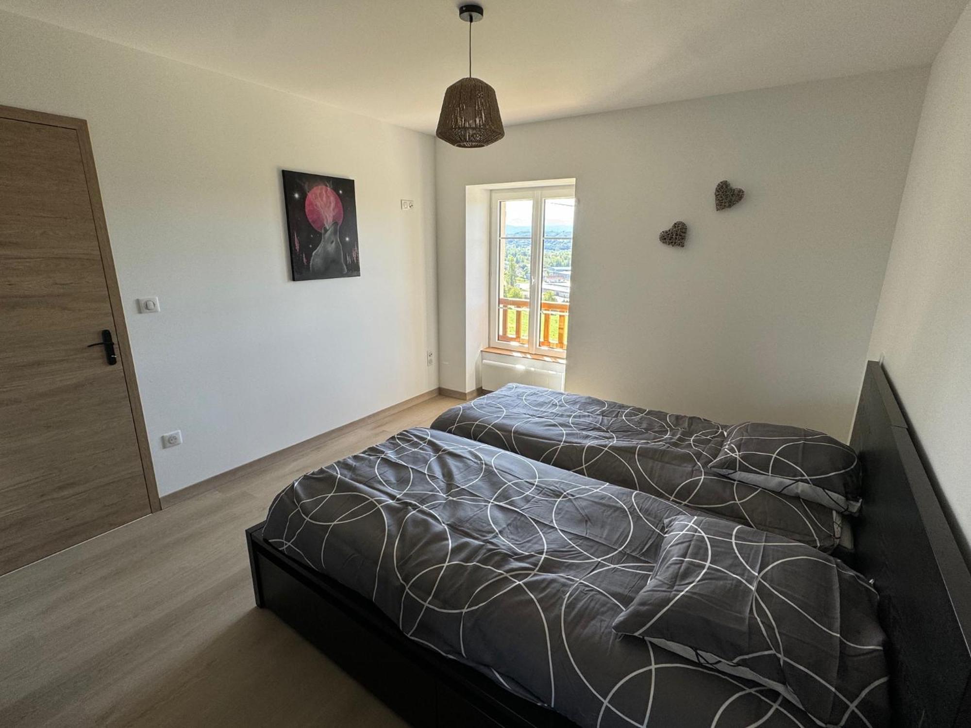 Maison Leonora Saint-Genix-sur-Guiers Extérieur photo
